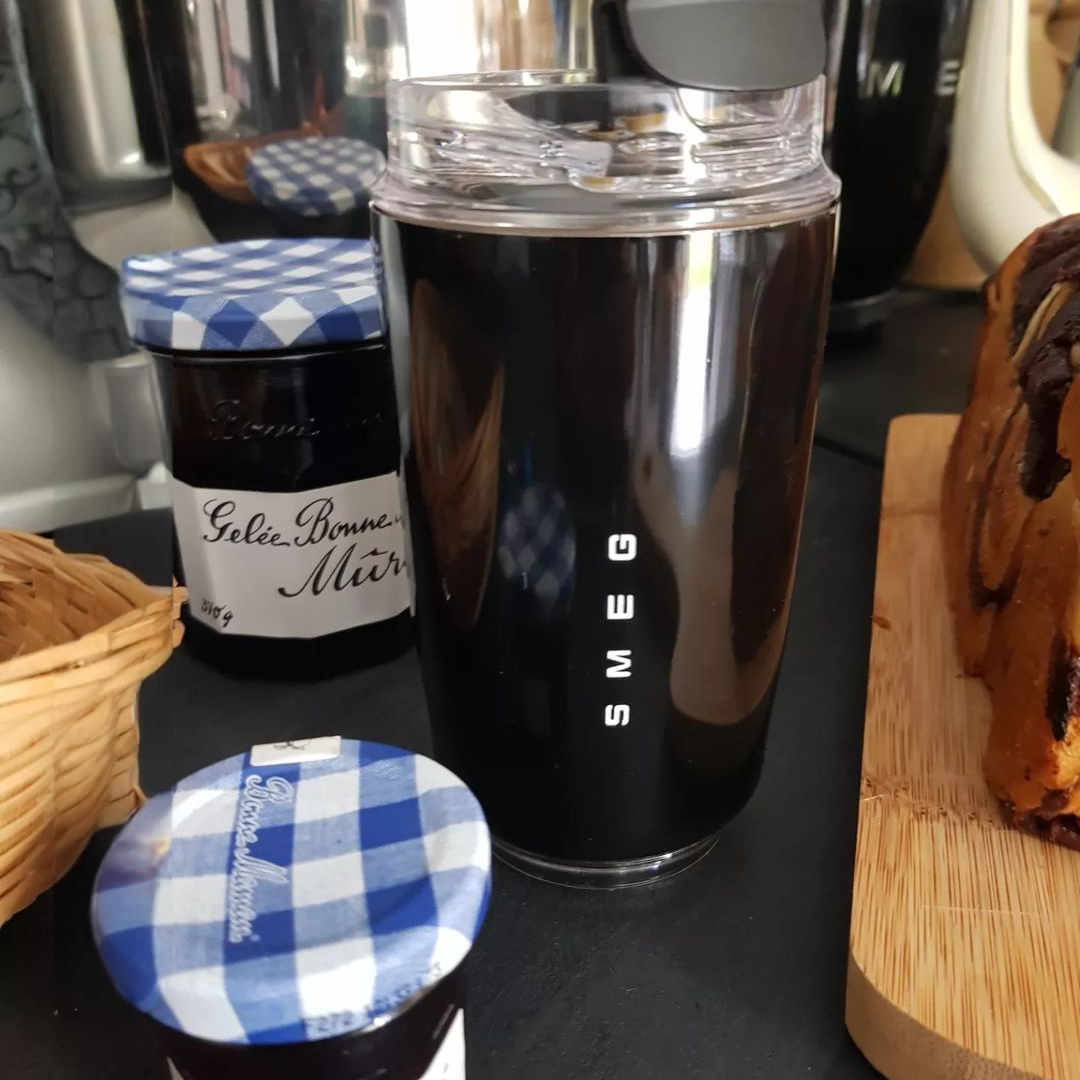 Smeg drinkbeker – roestvrij staal – lekvrij deksel – voor onderweg