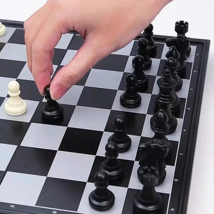 Schaakset – Klassiek Design – Inclusief Bord en Stukken – Voor Schaken en Strategische Spellen