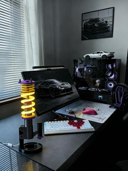 De Coilover Bureaulamp - Breng Het Circuit Naar je Bureau