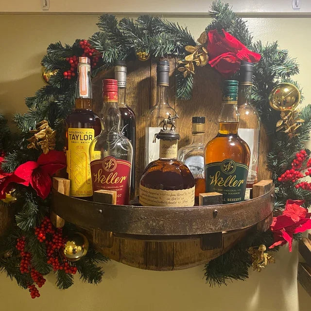 Whiskyvat wandrek – houten constructie – metalen band – voor drankflessen